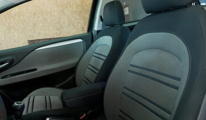 
								Fiat Punto Evo full									