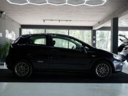 
										Fiat Punto Evo full									