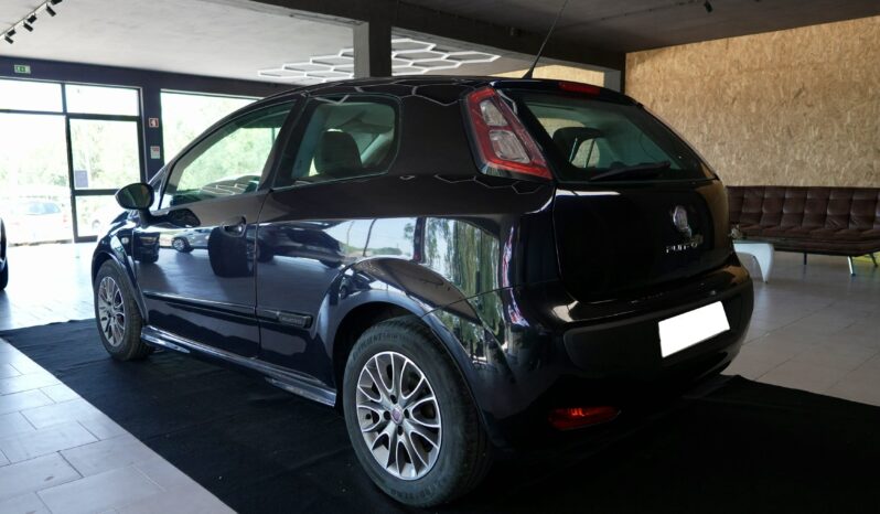 
								Fiat Punto Evo full									