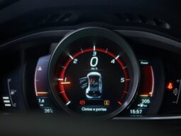 
										Volvo V40 D2 R Design full									