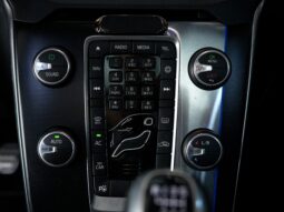 
										Volvo V40 D2 R Design full									