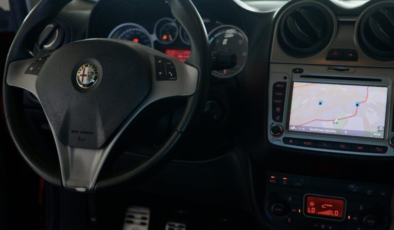 
								Alfa Romeo Mito full									
