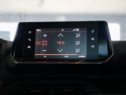 
										Peugeot 208 Allure full									